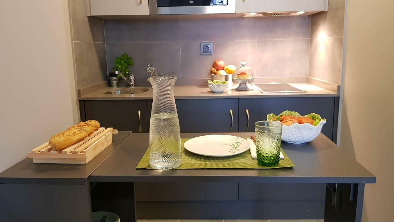 Apartahotel 5Dos5 Oviedo Ngoại thất bức ảnh